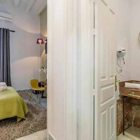 Catedral Jerez מלון 2*